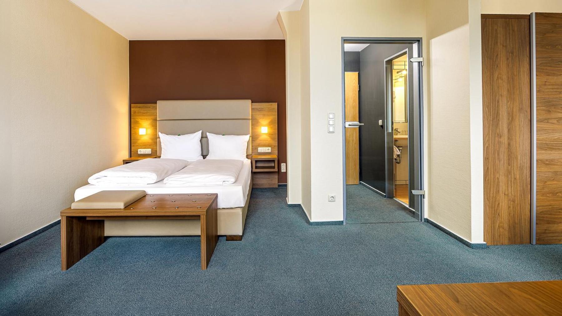 Genohotel Forsbach Rosrath Exterior photo